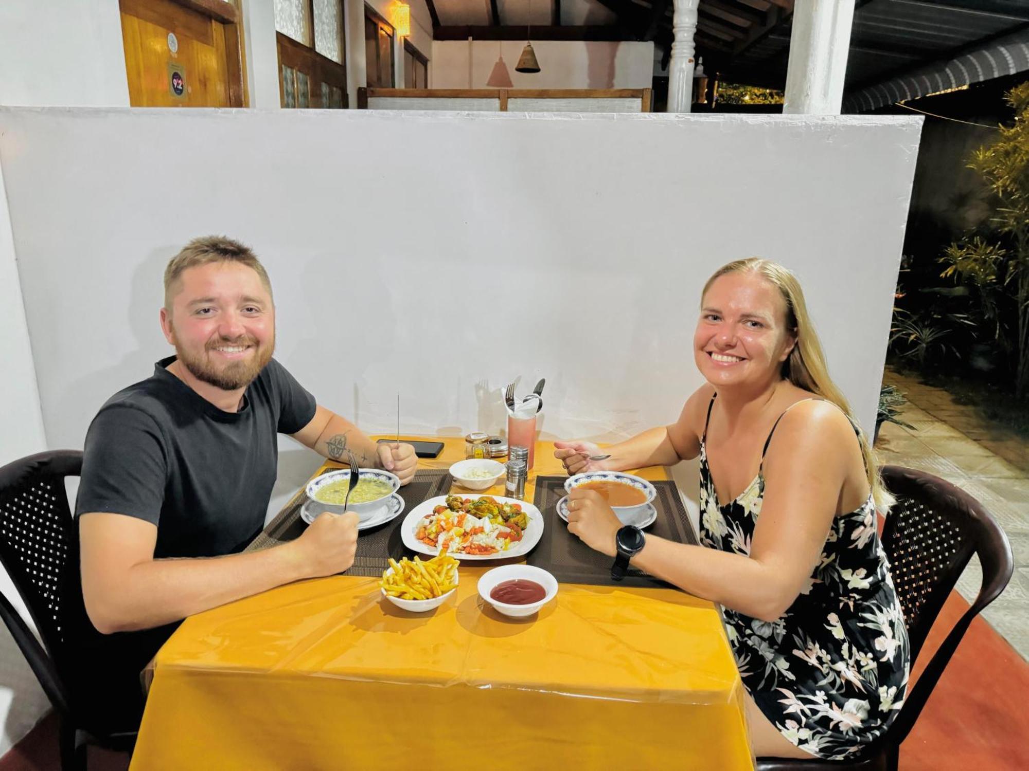 Nethmi Homestay & Restaurant Tangalle Exterior foto