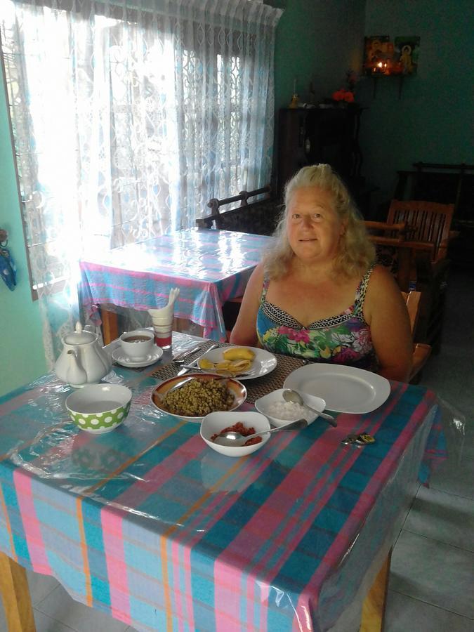 Nethmi Homestay & Restaurant Tangalle Exterior foto